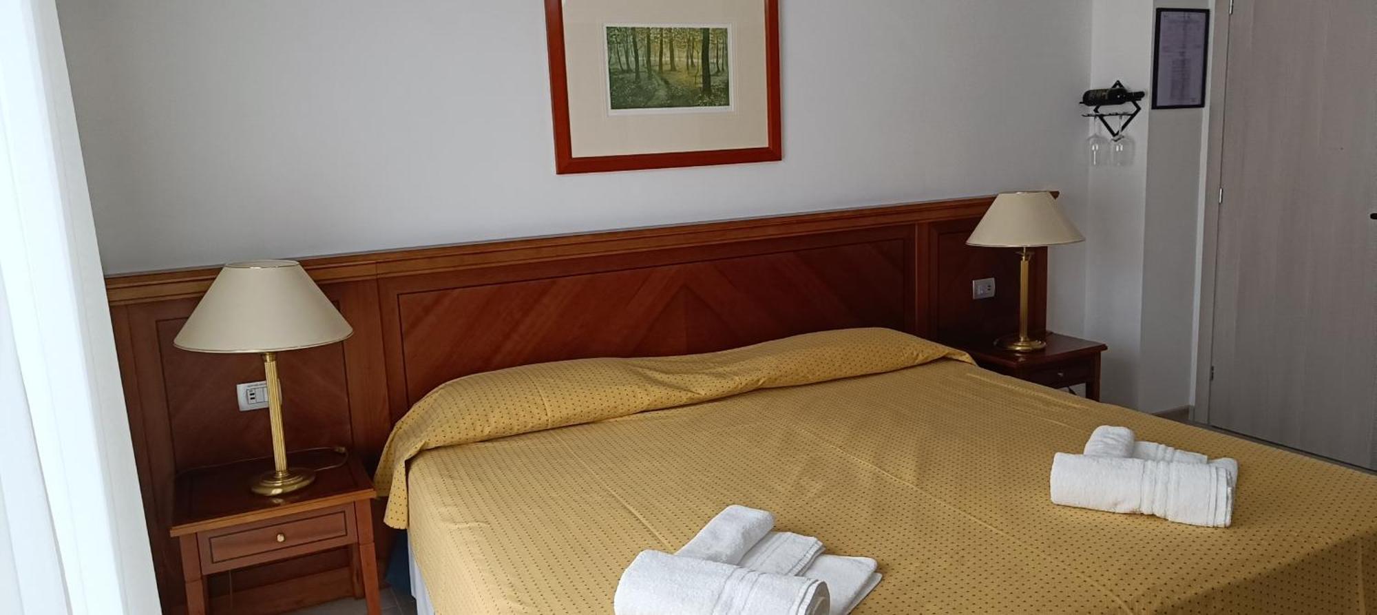 Villa Mariana Bed And Breakfast Saluzzo Ngoại thất bức ảnh