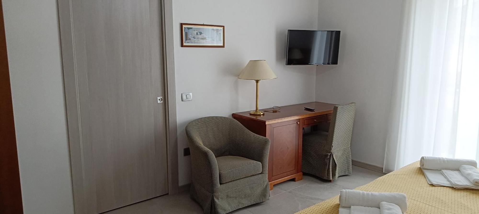 Villa Mariana Bed And Breakfast Saluzzo Ngoại thất bức ảnh